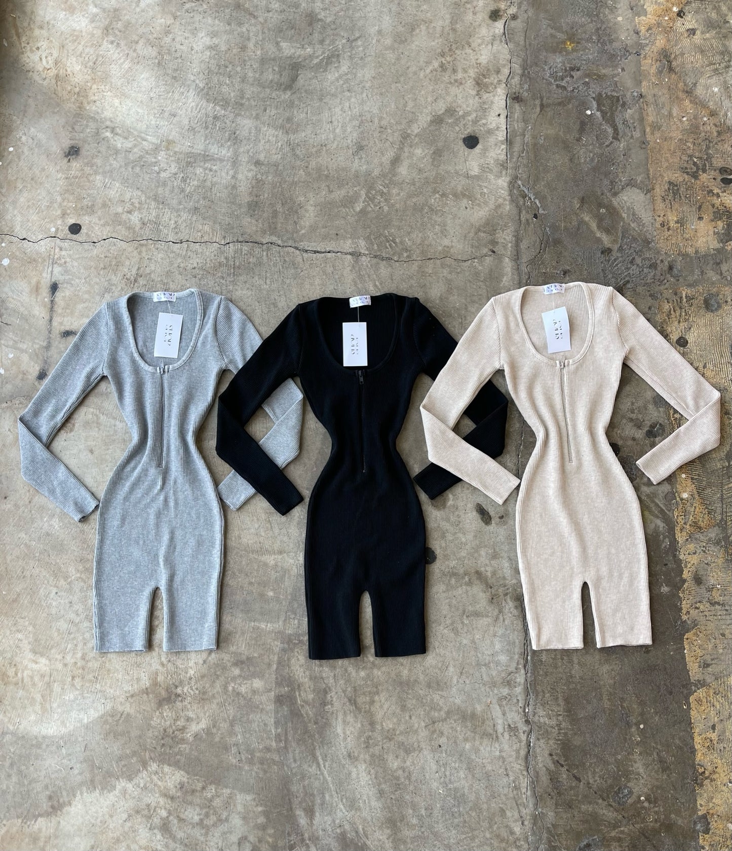 FRONT ZIPPER LONG SLV ROMPER